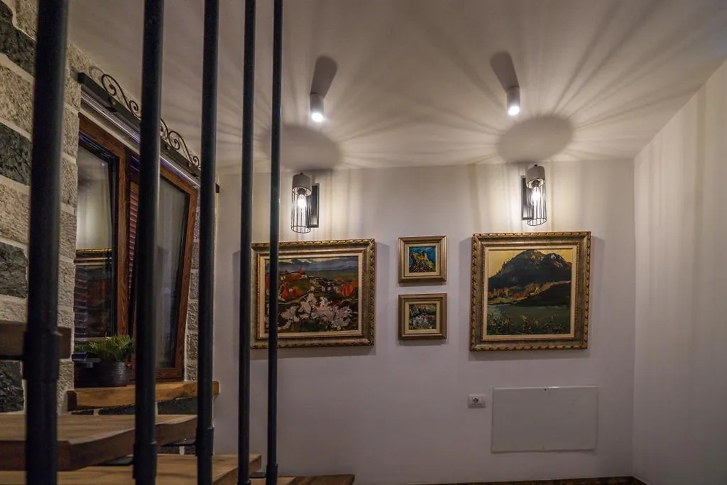 Korca Boutique Hotel 0*, קורצ'ה