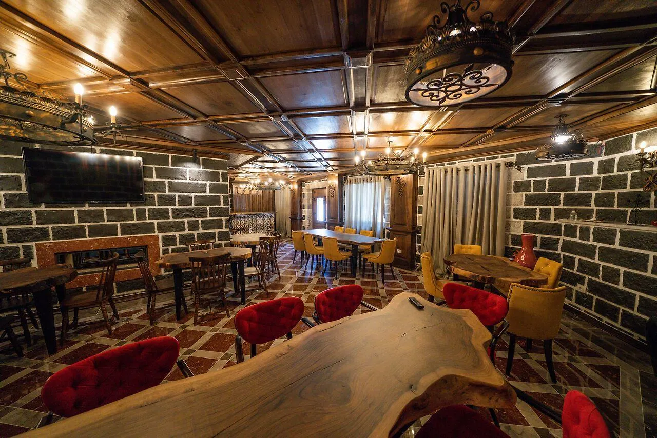 Korca Boutique Hotel  קורצ'ה