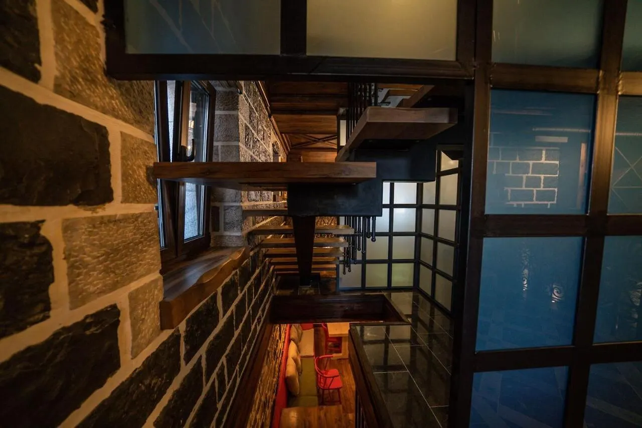 Korca Boutique Hotel 0*, קורצ'ה אלבניה